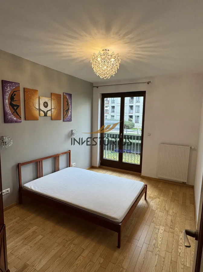 Luksusowy 3-pokojowy apartament w sercu Warszawy 