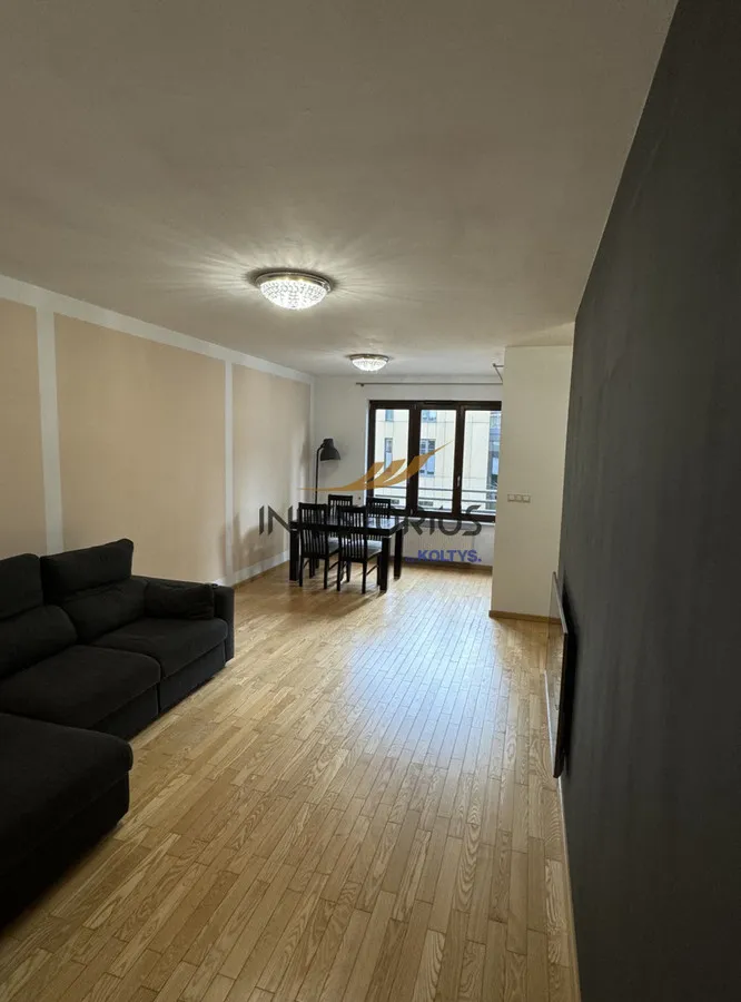 Luksusowy 3-pokojowy apartament w sercu Warszawy 