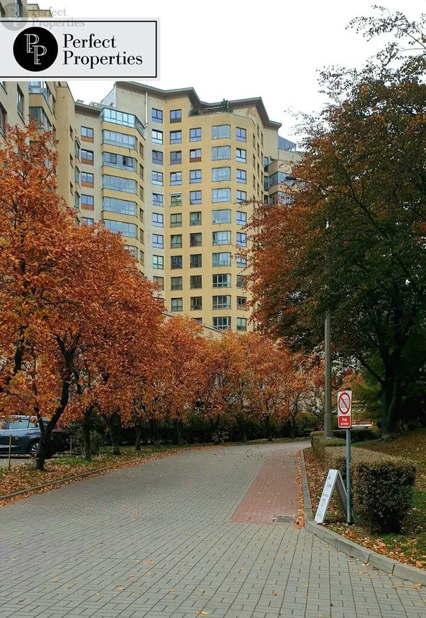 Rozkładowe mieszkanie w Śródmieściu - ul. Dzika 