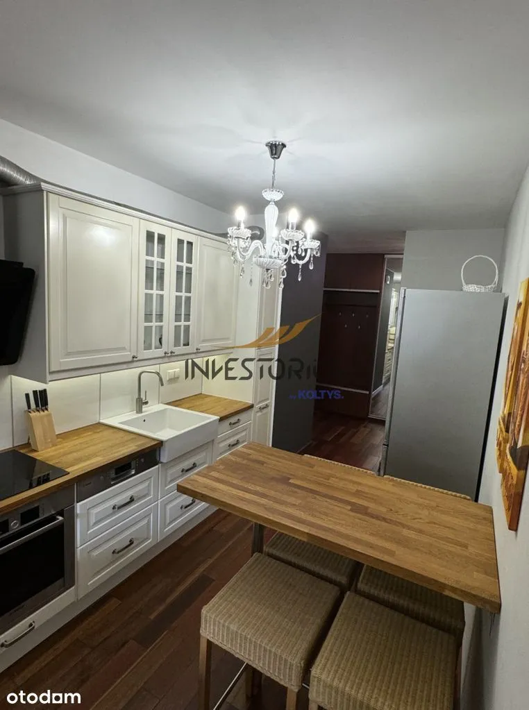 Luksusowy 3-pokojowy apartament w sercu Warszawy 