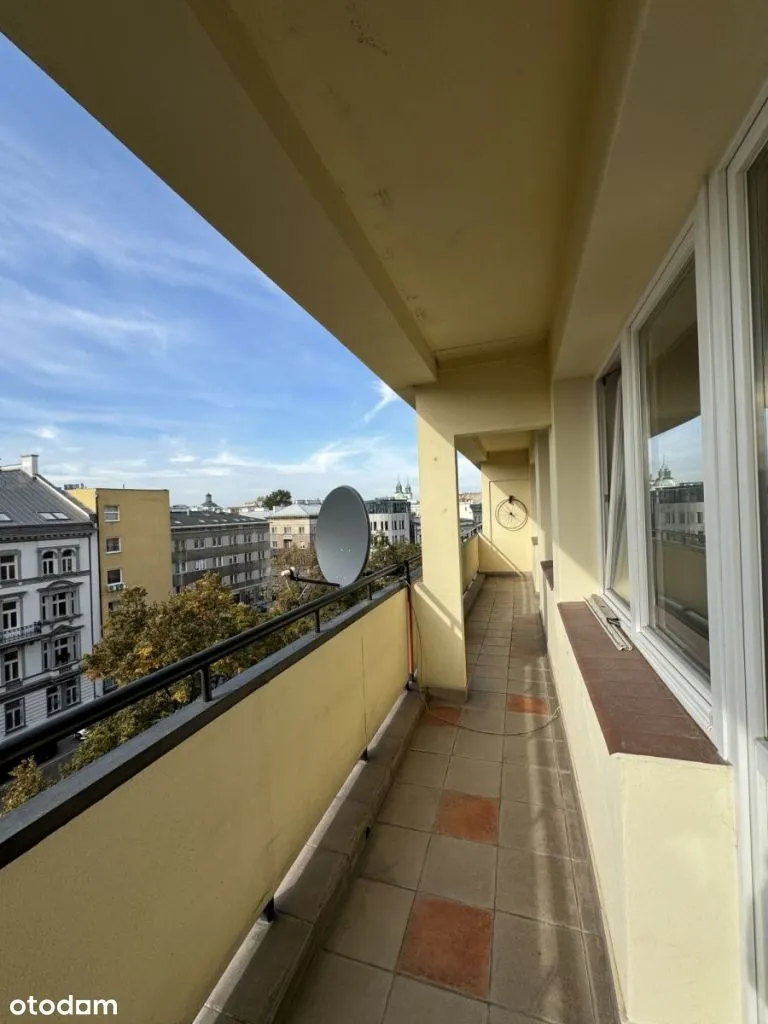 3 Pokoje w Centrum z pięknym widokiem balkon