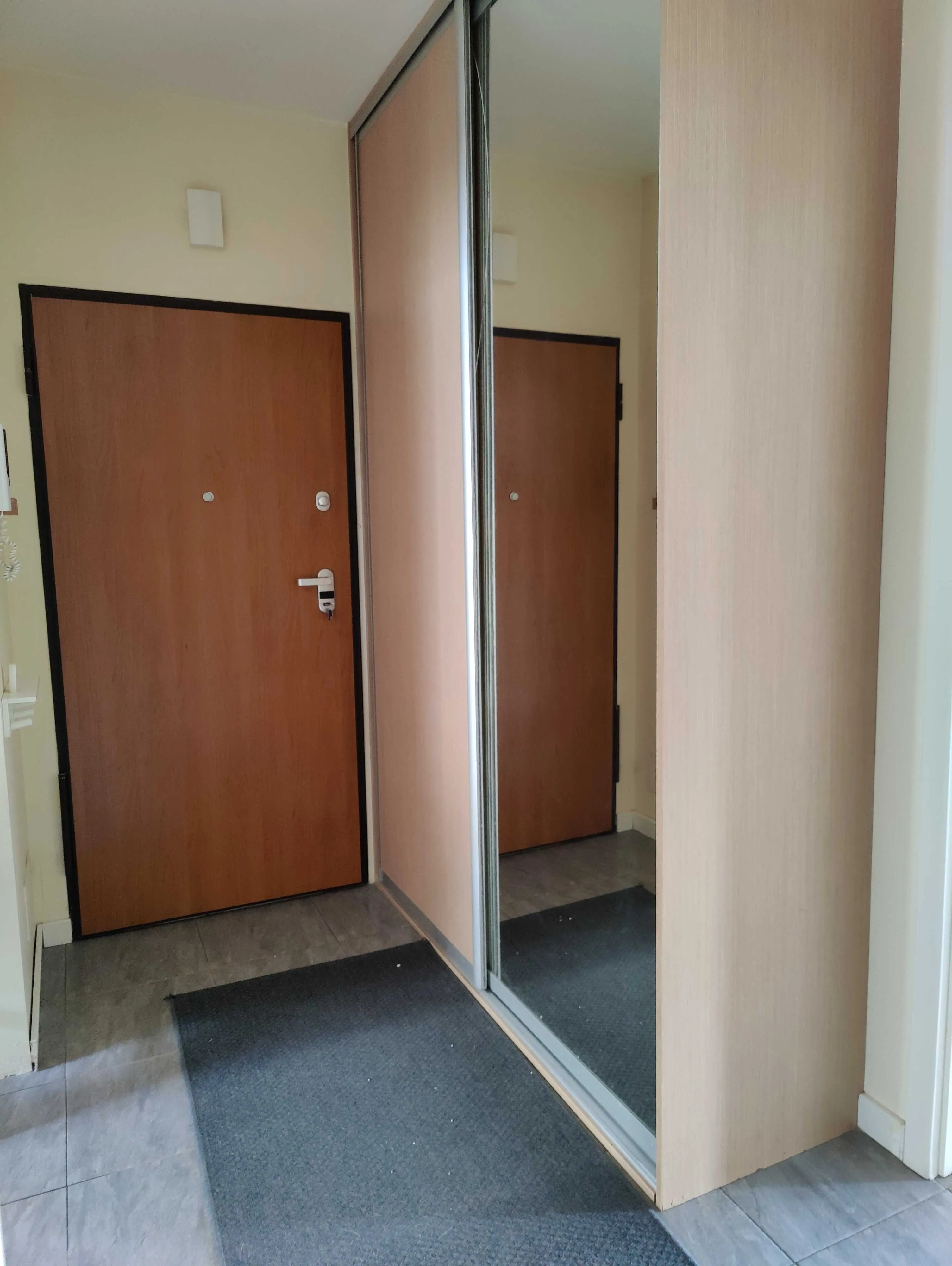 Mieszkanie 2 pokoje, 50m2 W-wa Wawer 