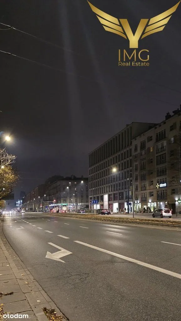 Kino Femina, Wola Ratusz, Solidarności, metro