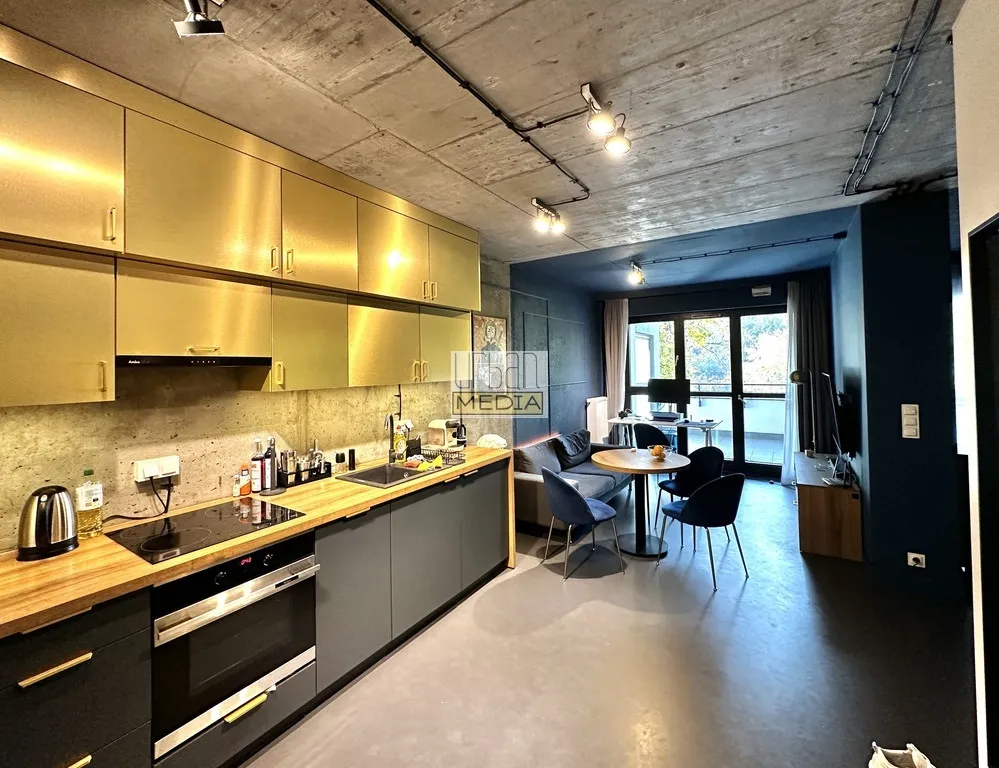 Loft z tarasem Inwestycja/mieszkanie Metro Płocka 