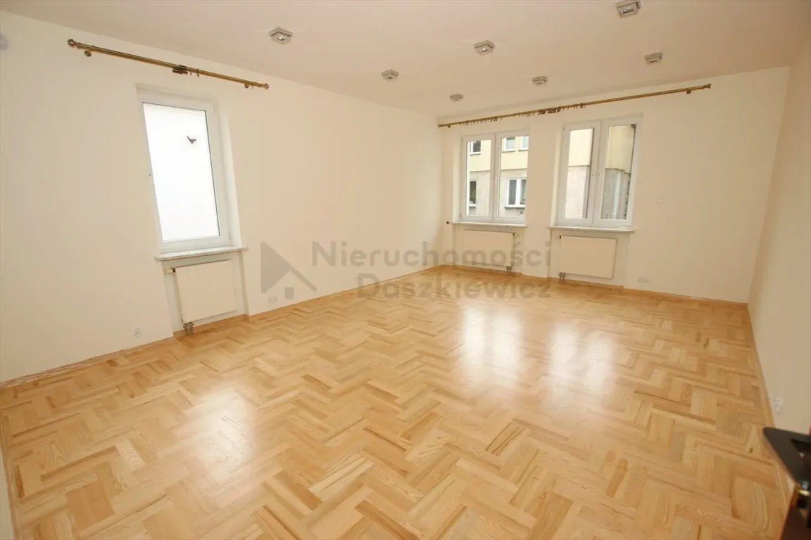 SASKA KĘPA 4-pok. apartament z kominkiem i tarasem 