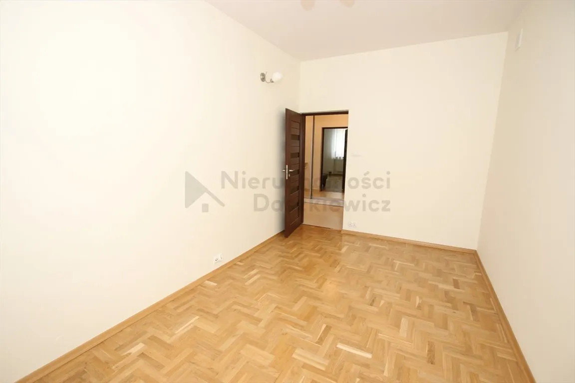 SASKA KĘPA 4-pok. apartament z kominkiem i tarasem 