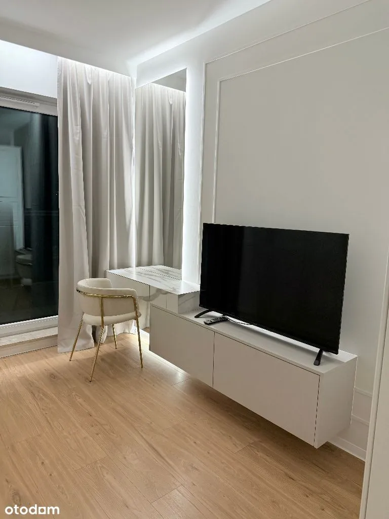 Apartament 3 pokojowy Metro rondo daszyńskiego