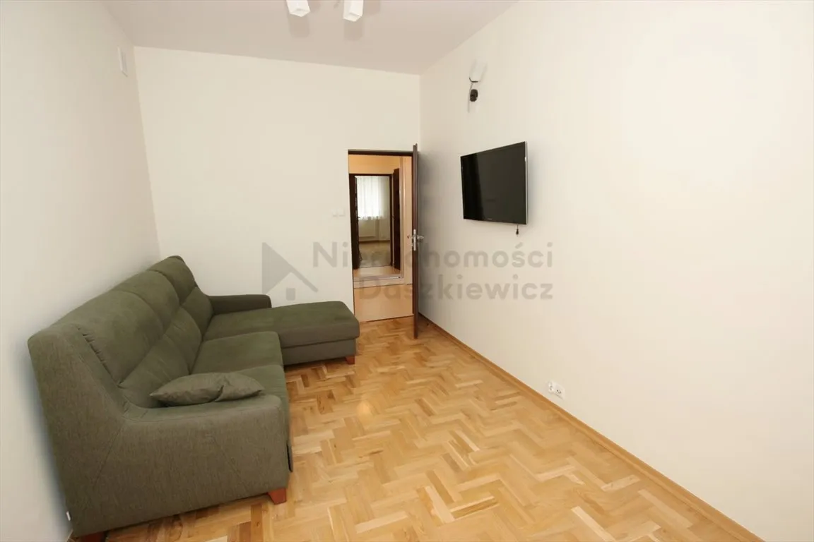 SASKA KĘPA 4-pok. apartament z kominkiem i tarasem 