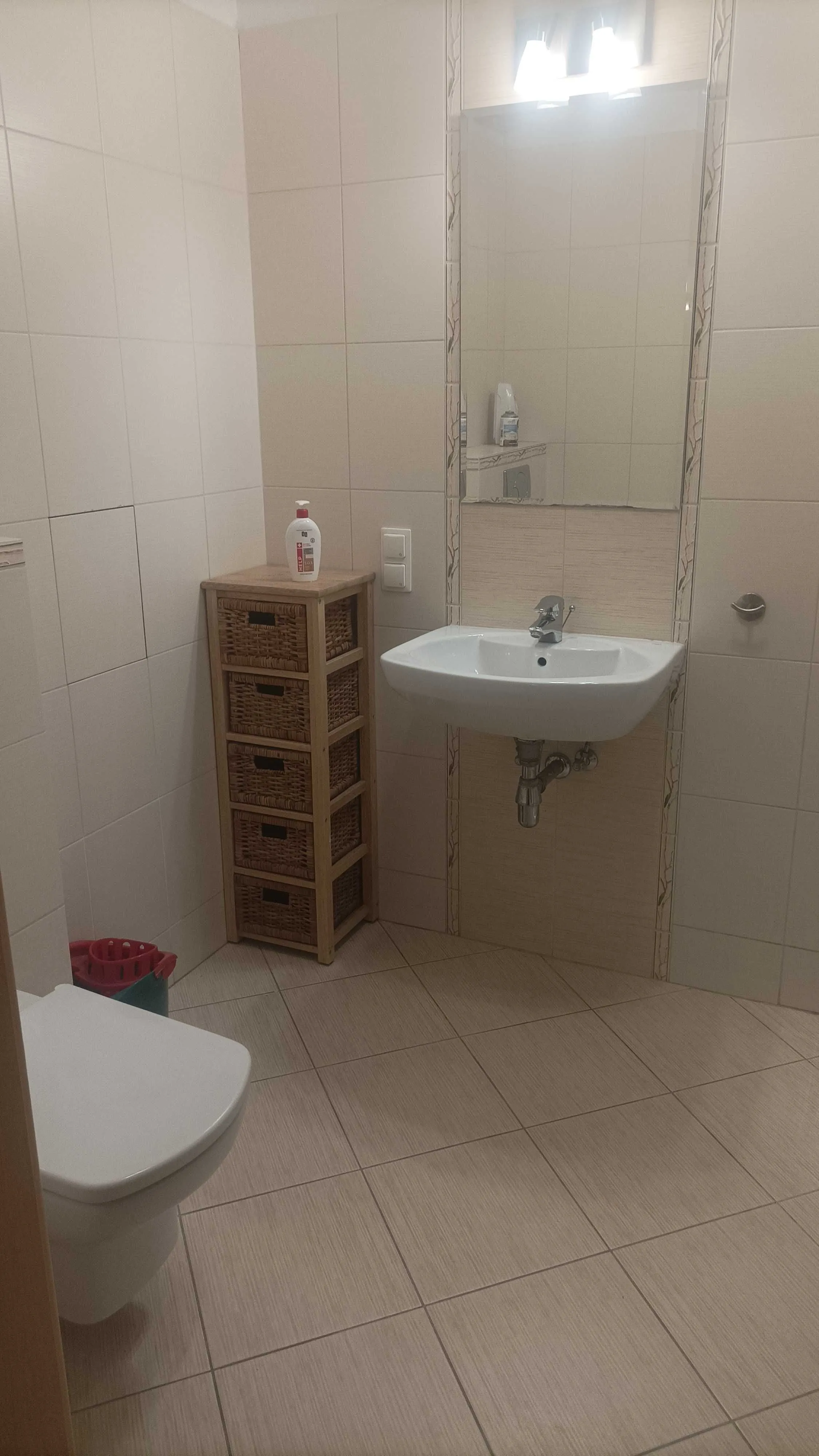 Studio 30m2 przy Metrze Wilanowska - 11 Piętro, Garaż, darmowy Basen 