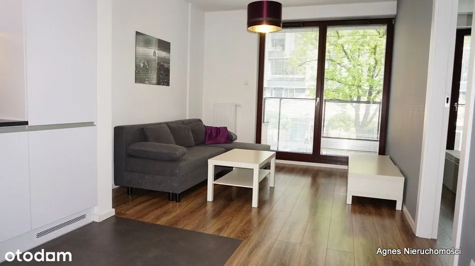 Apartament Centrum i Wola Metro garaż Ciche 