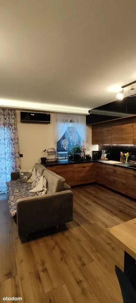 Apartament w sercu Woli *2ogródki *Klima *Garaż