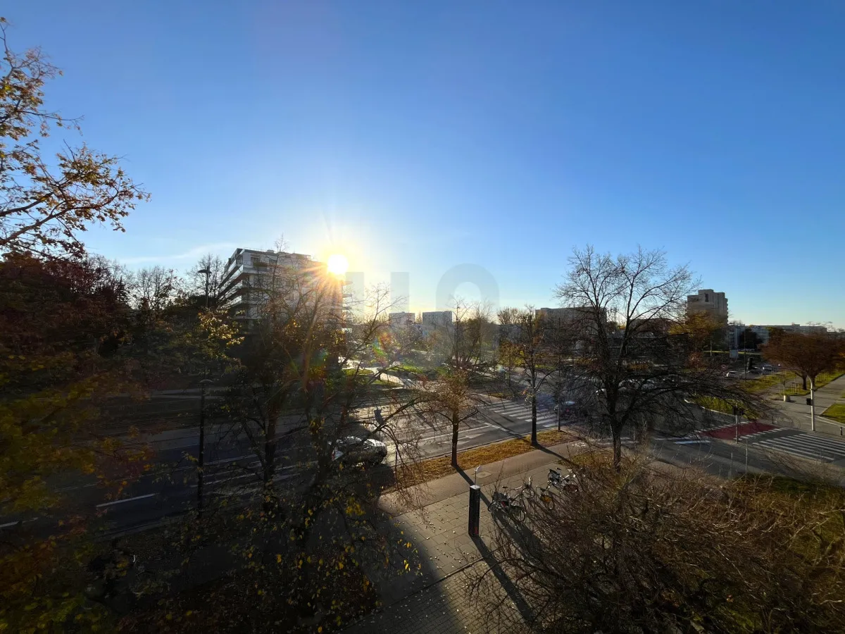 Zabytkowa Kamienica/Sady Żoliborskie/Parking 