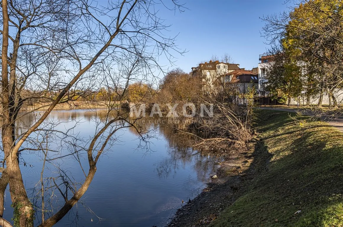 Park - Stawy Koziorożca -balkon - garaż 