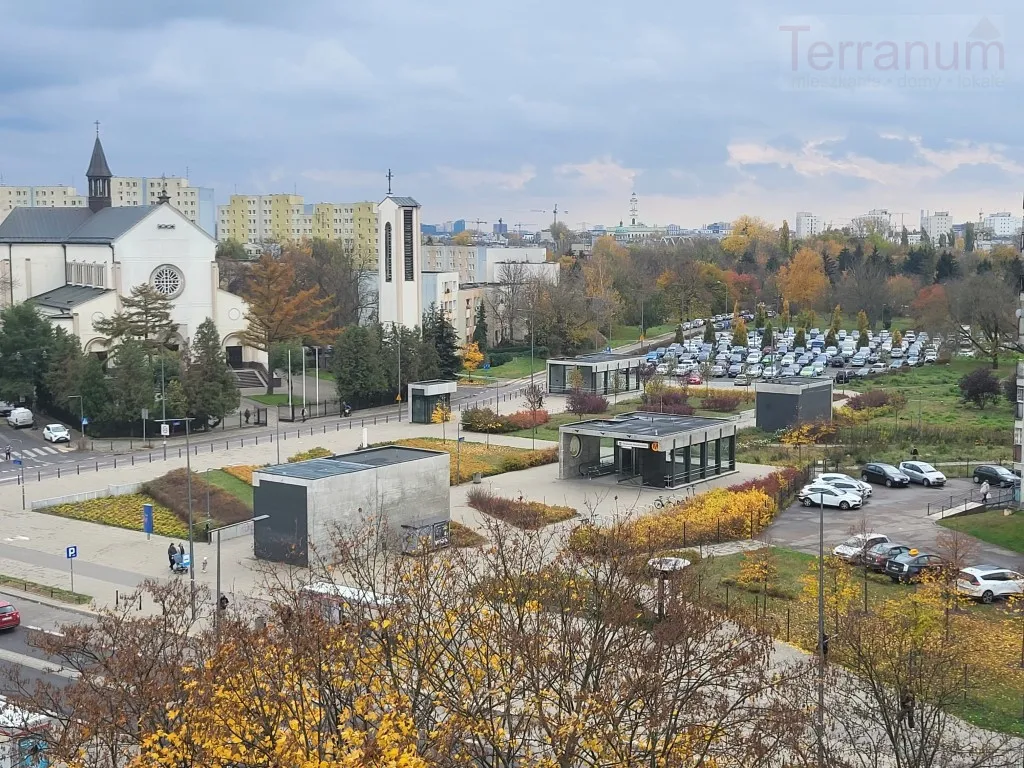 Czteropokojowe tuż przy Metrze Prałatowska 8 