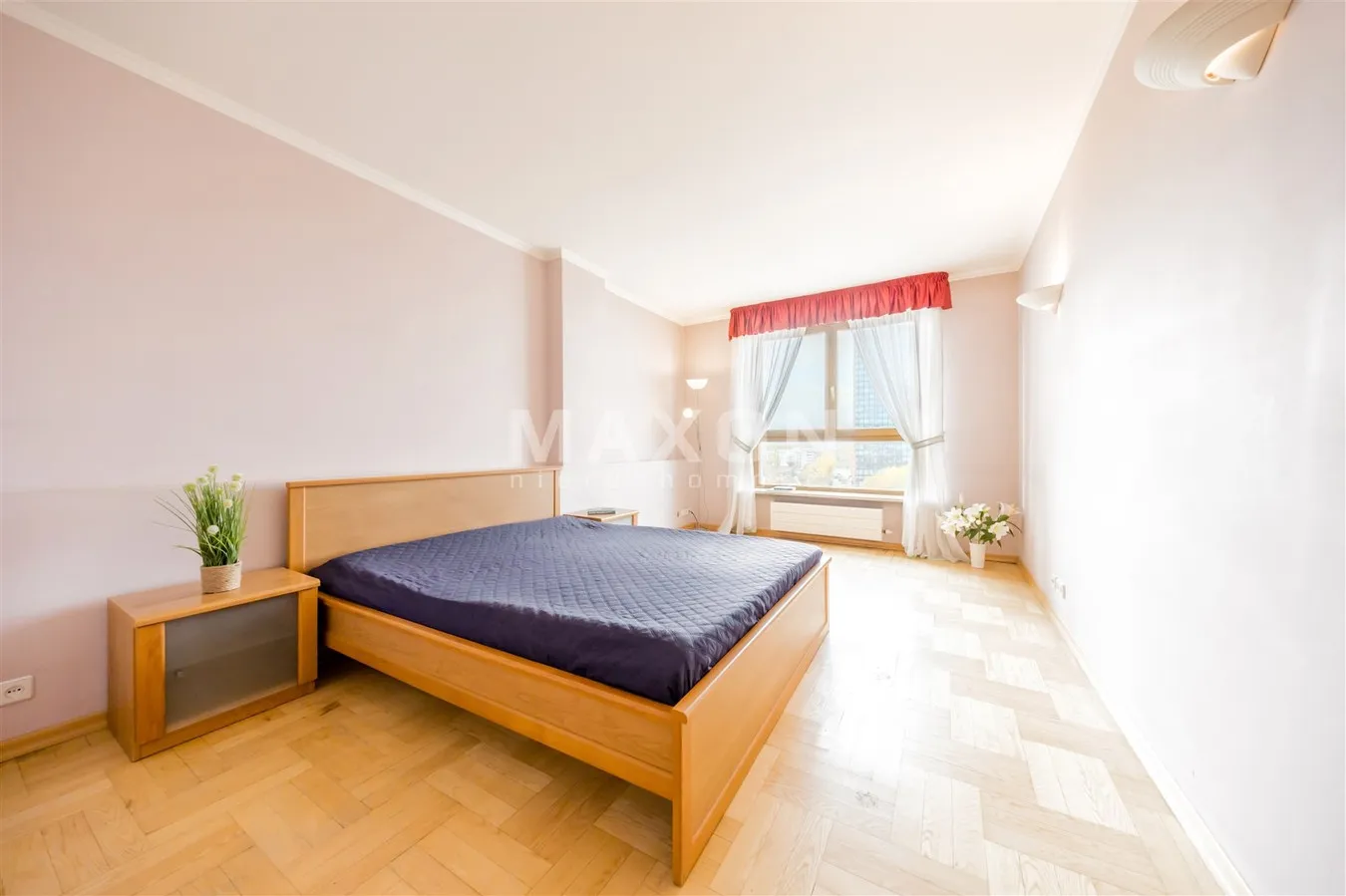 Przestrzenny apartament z pięknymi widokami 