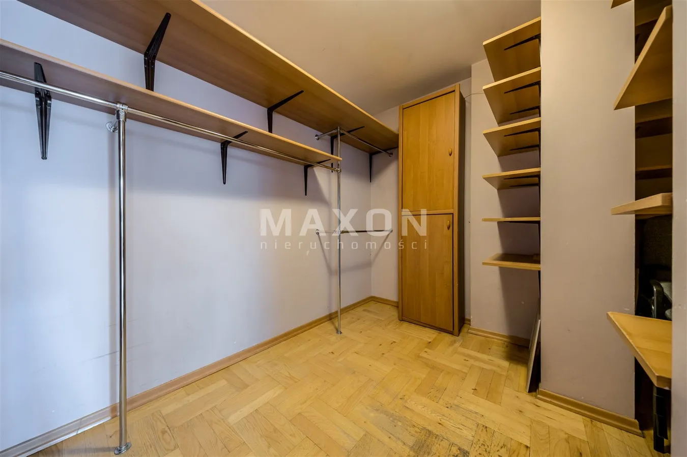 Przestrzenny apartament z pięknymi widokami 