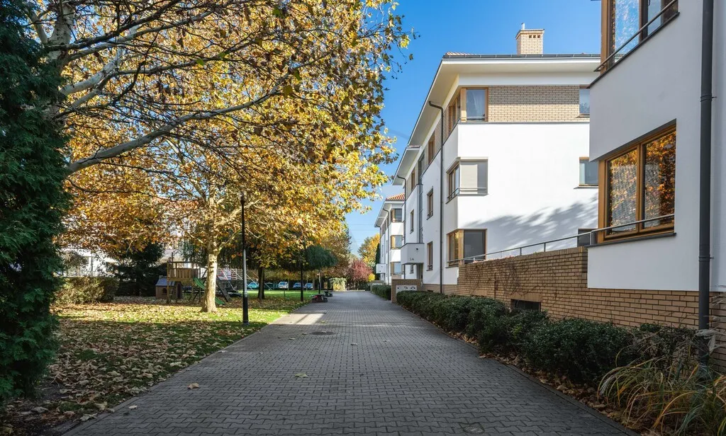 Apartament z Tarasem i Ogródkiem na Zawadach 