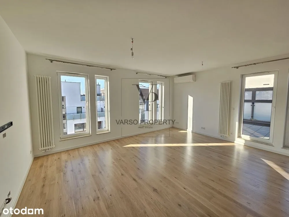 Top floor with terrace #3 bedrooms #High quality