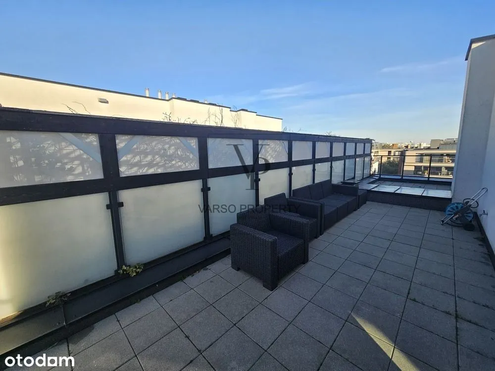 Top floor with terrace #3 bedrooms #High quality