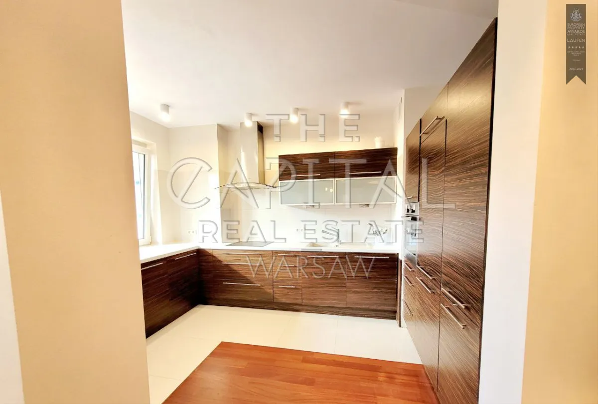 Do wynajęcia dwupoziomowy penthouse 195 m² 