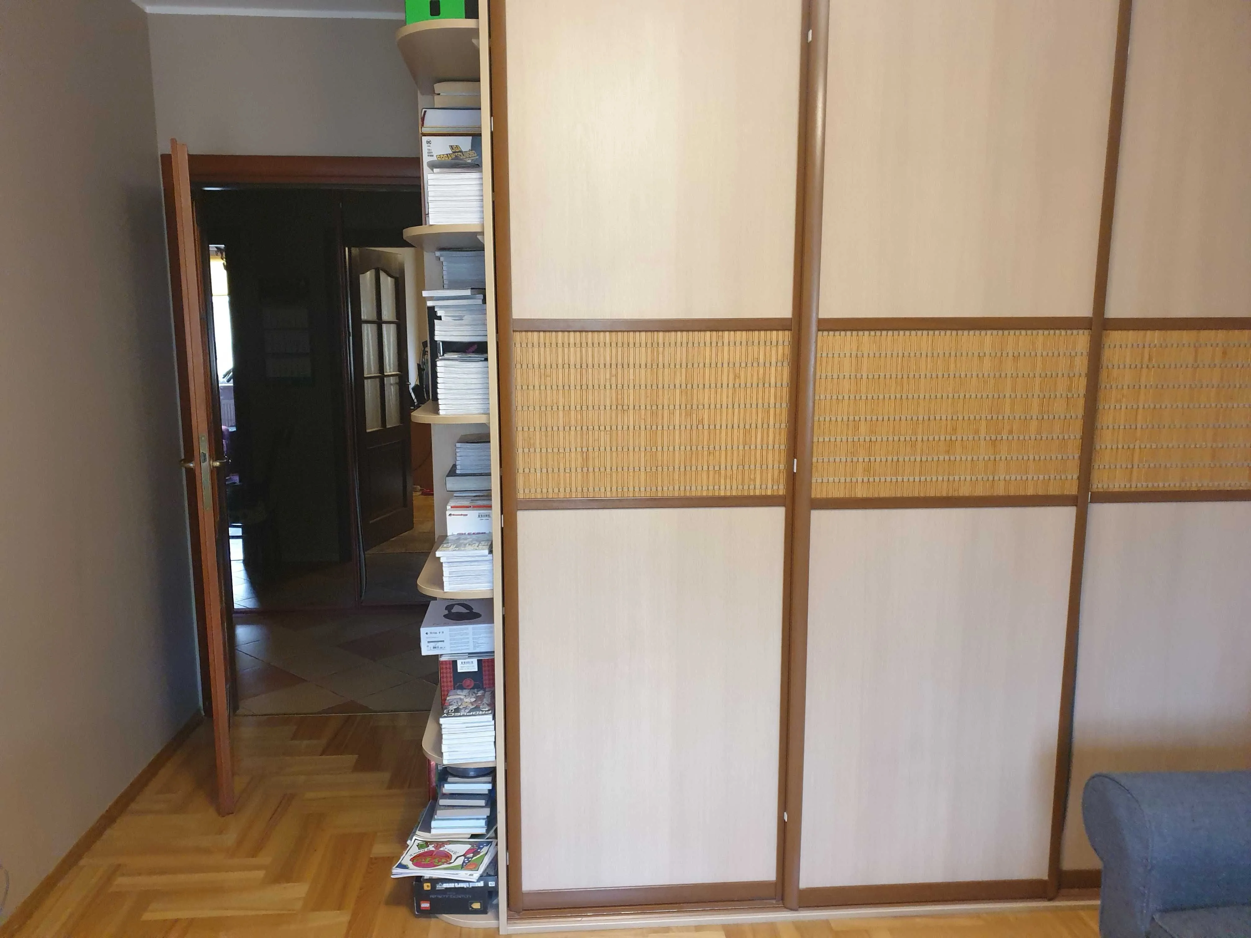 Komfortowy apartament 3 pok. przy metrze