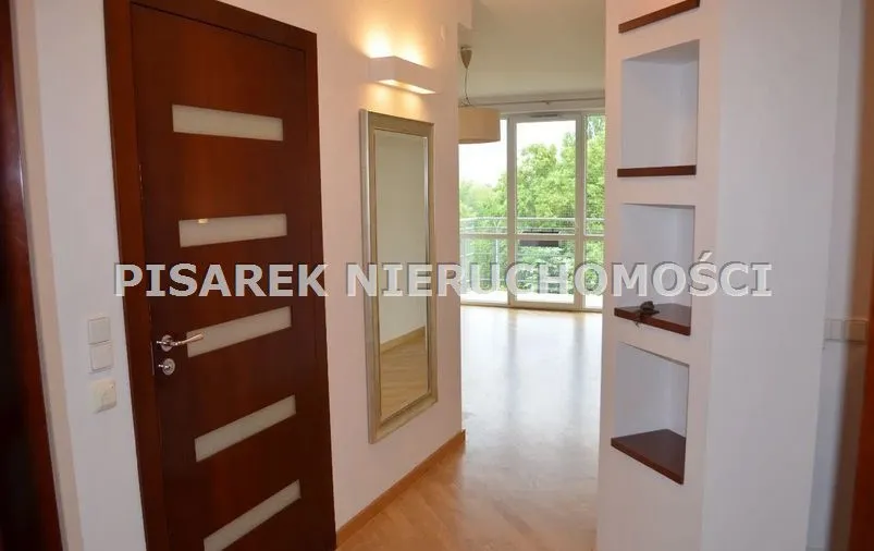 Apartamentowiec, 3 pok., balkon 