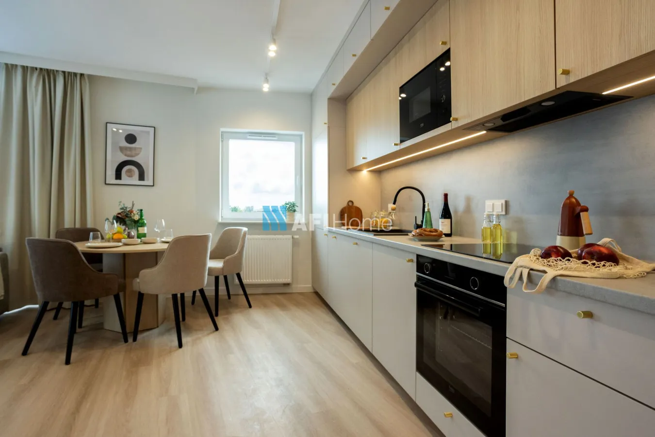 Bez prowizji! 5-pokojowy Apartament przy metrze 