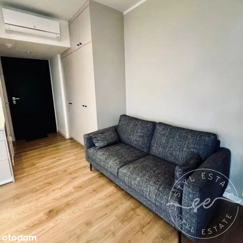 Przestronne studio 40m2 | 15. piętro | Grzybowska