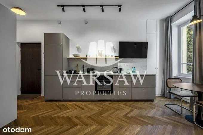 Stylowe, nowe studio w zrewitalizowanej kamienicy 