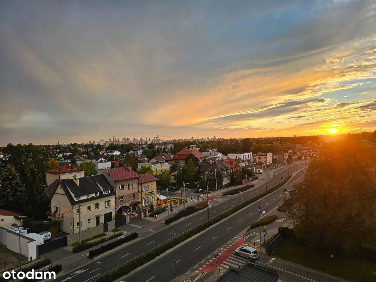 BEZPOŚREDNIO 2 pokoje + komórka + garaż na Zaciszu