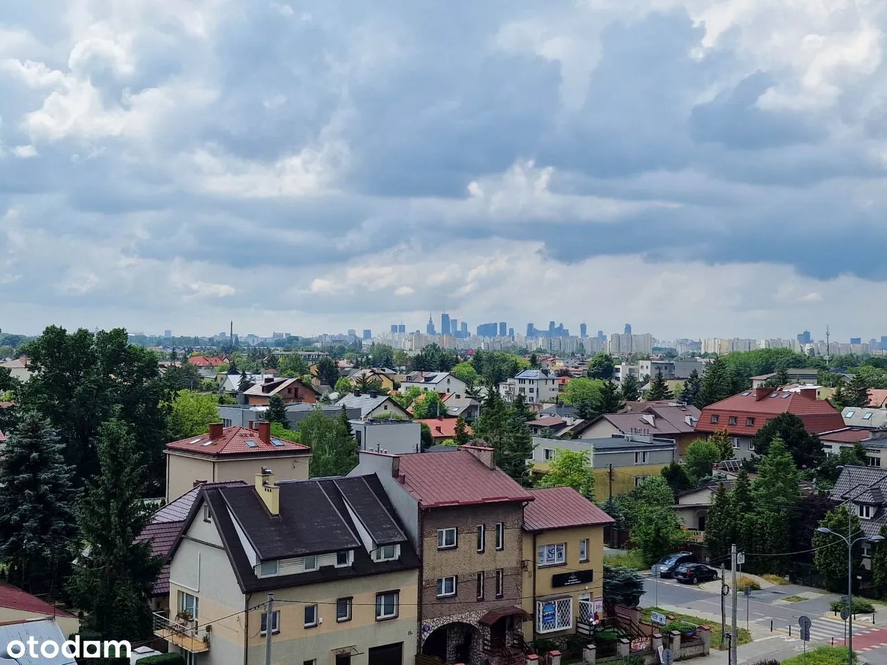 BEZPOŚREDNIO 2 pokoje + komórka + garaż na Zaciszu