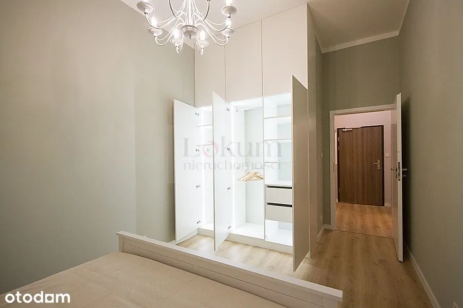 Apartament przy stacji metra Płocka