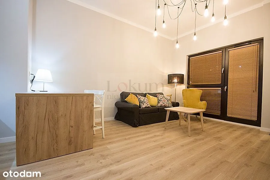 Apartament przy stacji metra Płocka