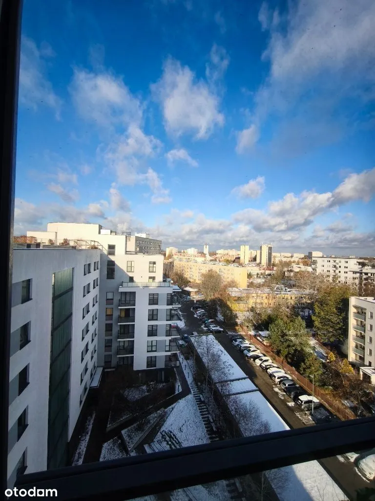 2 pokoje oddzielna kuchnia przy metrze 8 piętro