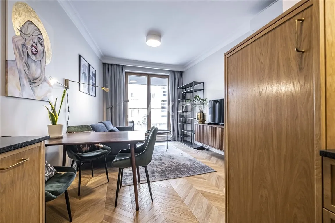 Elegancki apartament w centrum Powiśla 