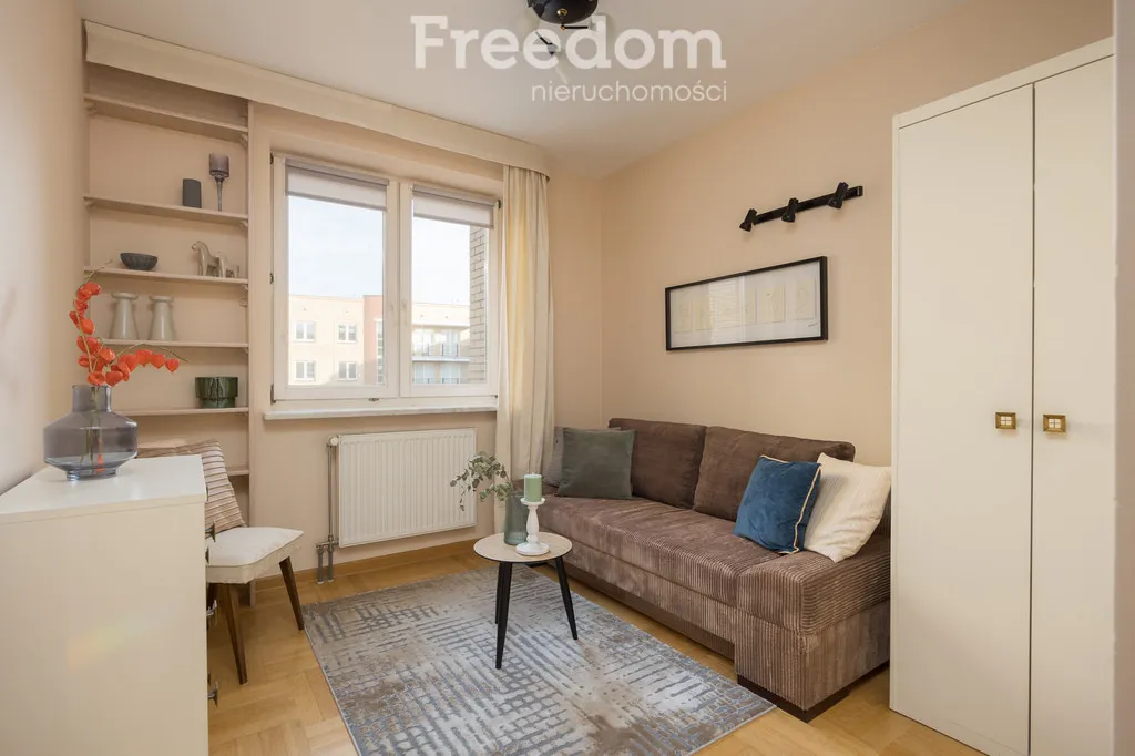 Apartament w sąsiedztwie stacji metra Imielin 