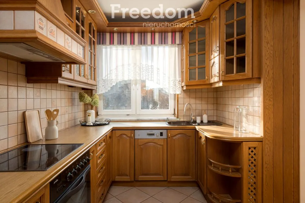 Apartament w sąsiedztwie stacji metra Imielin 