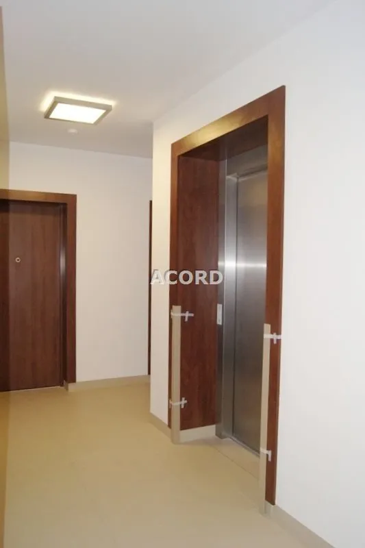 Apartament, Aleja Wyścigowa