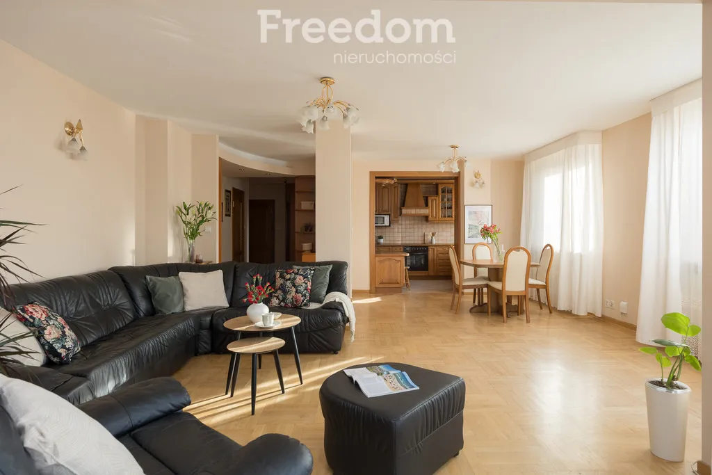 Apartament w sąsiedztwie stacji metra Imielin 