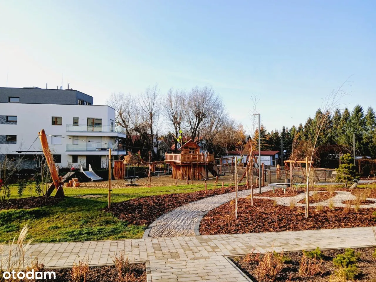 3 pokoje,miejsce postojow,duży balkon,Płochocińska