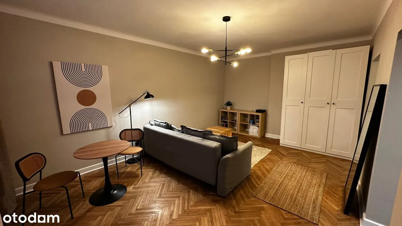 BEZPOŚREDNIO - kawalerka (Warszawa - Wola 32 m2)