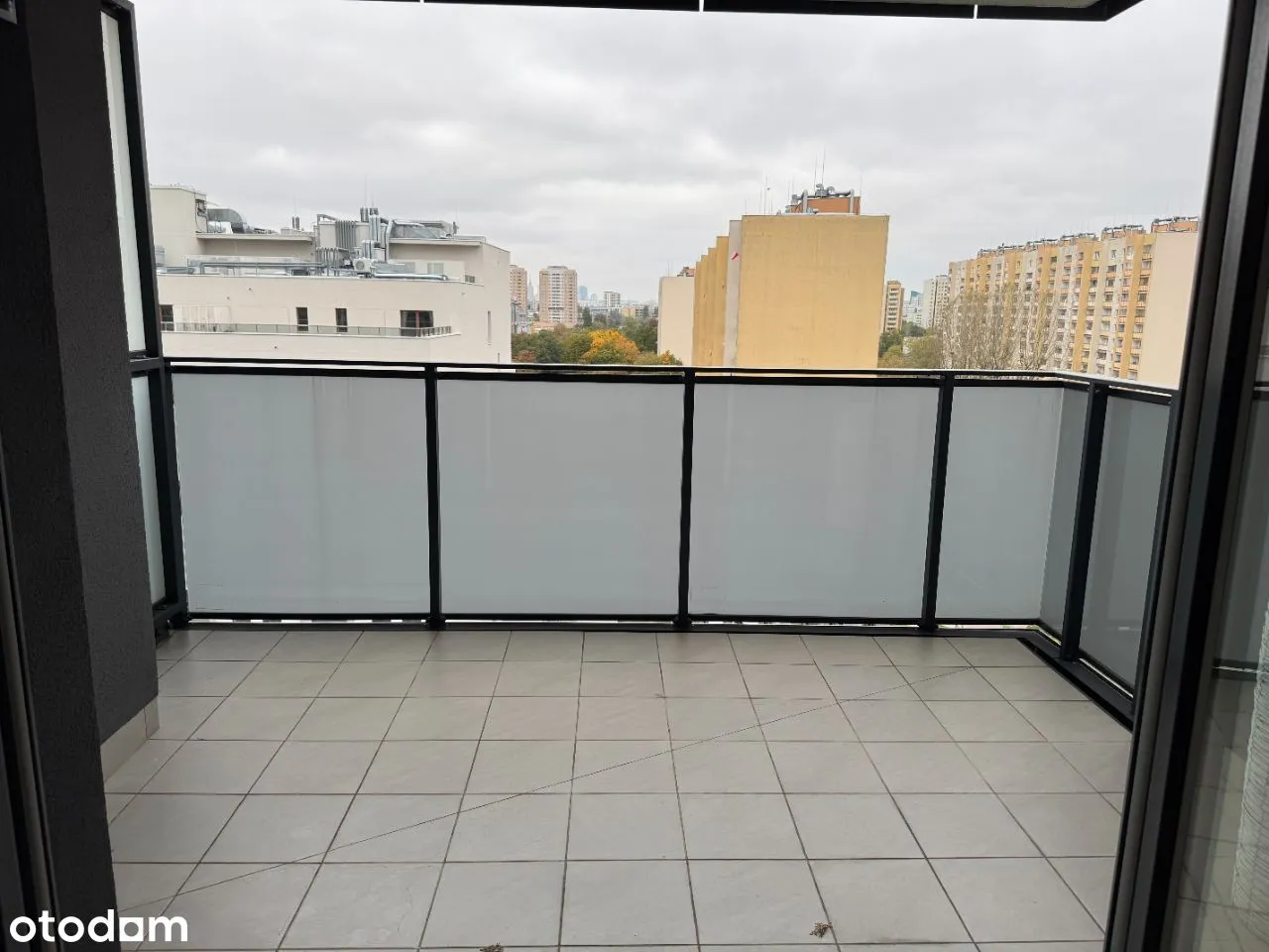 Mieszkanie Aura Sky wynajmę 50 m2 Ostrobramska