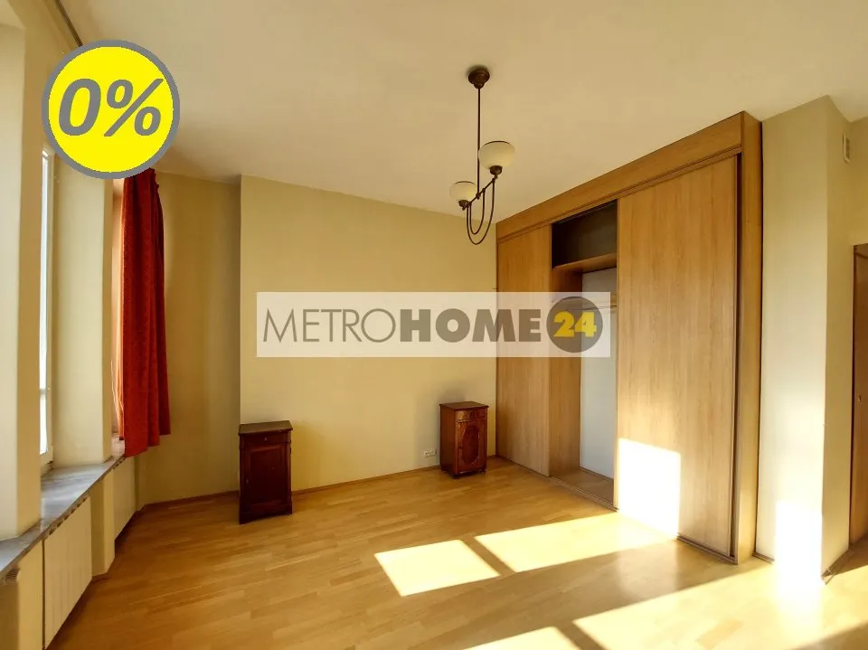 Piękna modernistyczna willa , nieruchomość po remoncie , ogród 300m2 