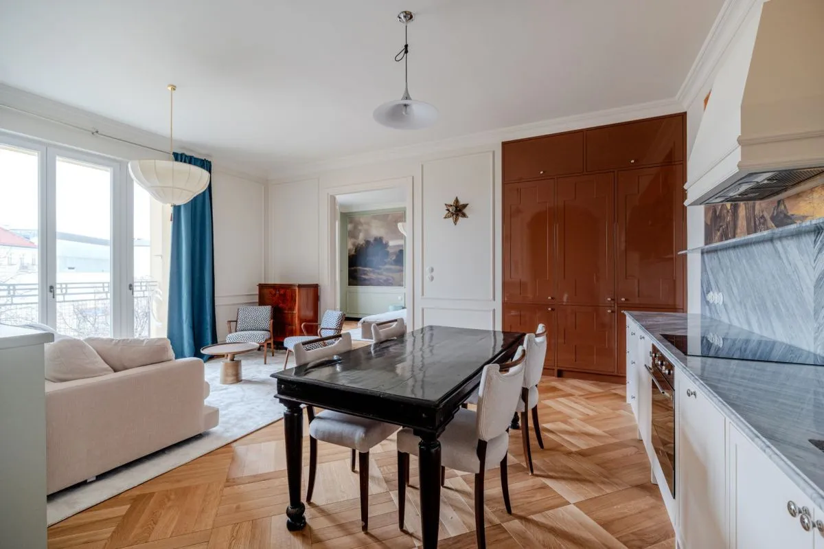 Elegancki apartament w centrum 