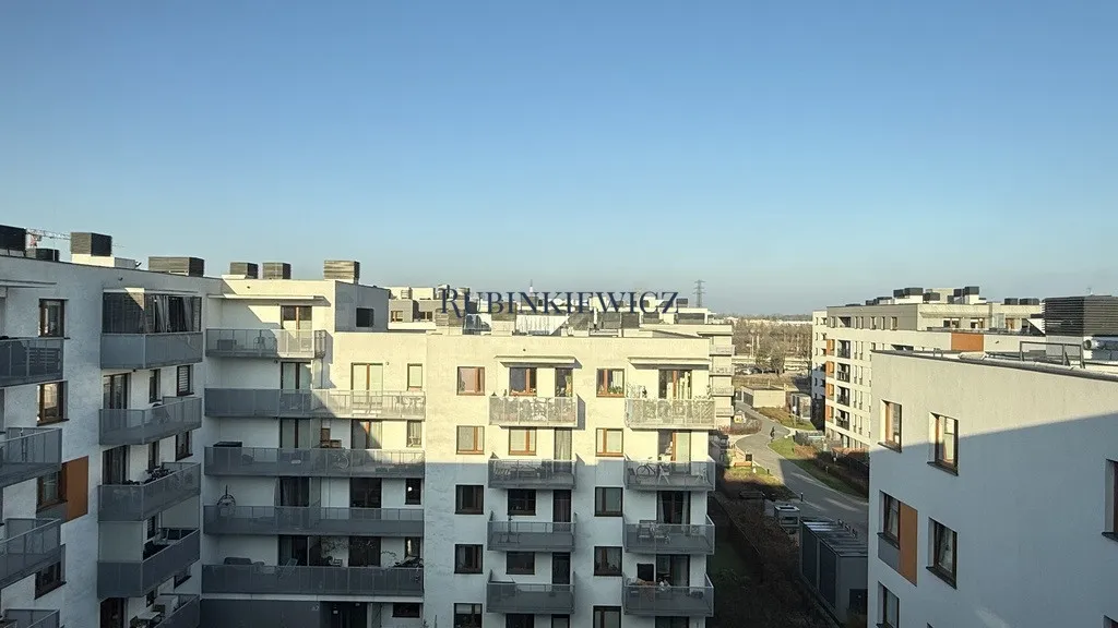 3 POK Z GARAŻEM Z PIĘKNYM WIDOKIEM NA WARSZAWĘ 