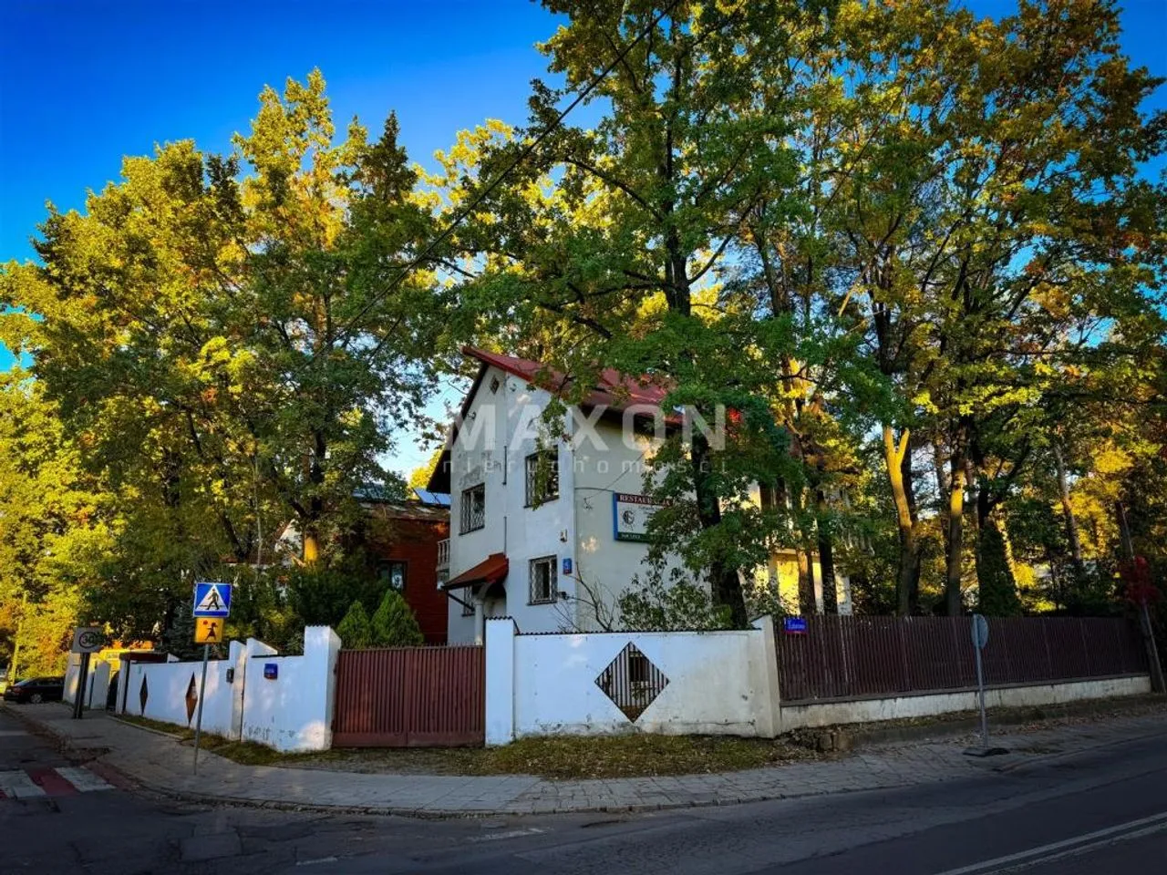 Lokal Usługowy na sprzedaż