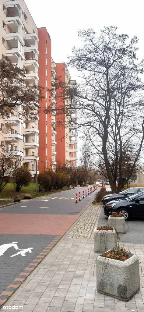 Mokotów, Metro Służew, 2 pokoje, oddzielna kuchnia