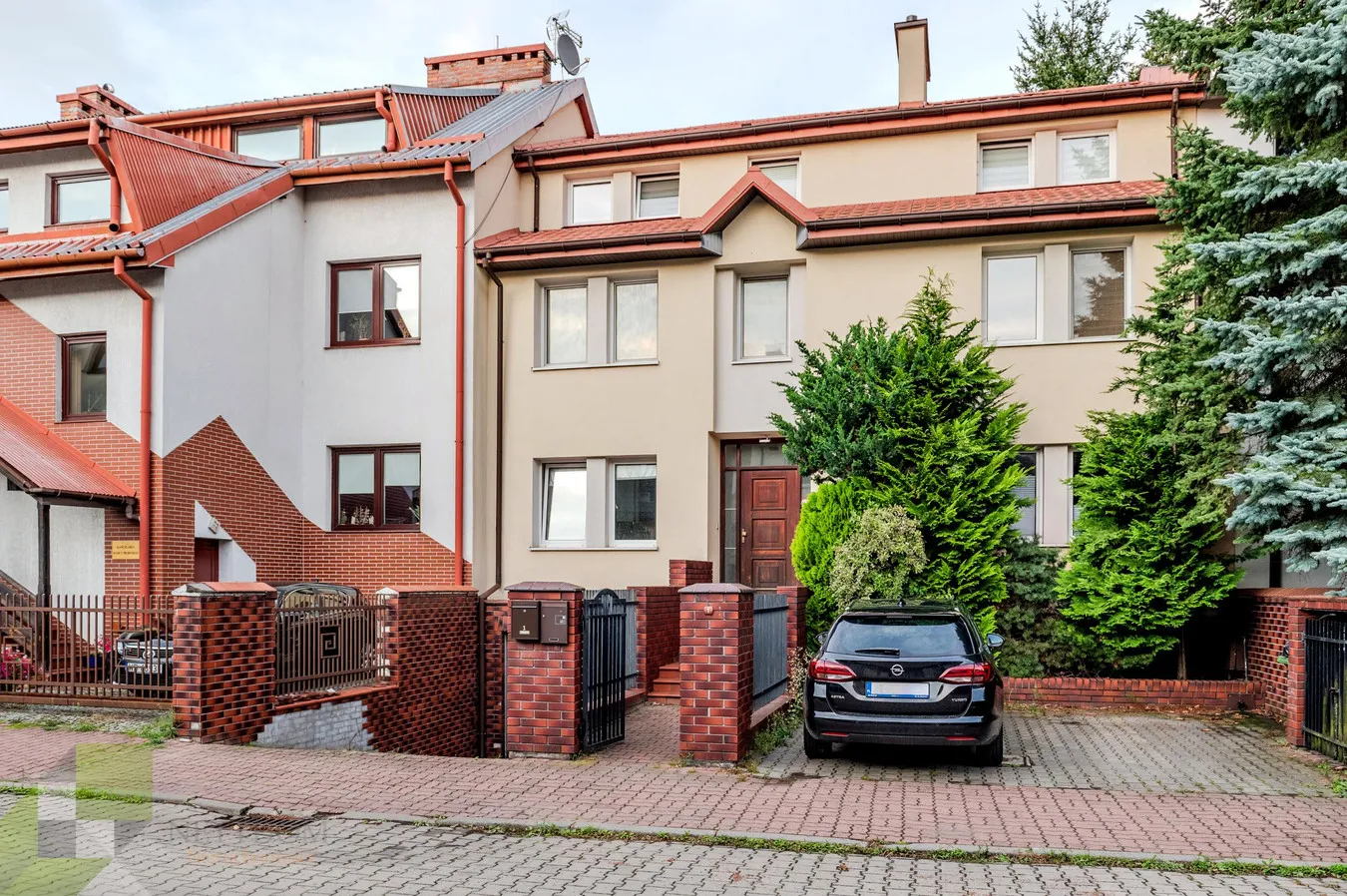 Przestronne 96m² z dużym balkonem w szeregowcu 