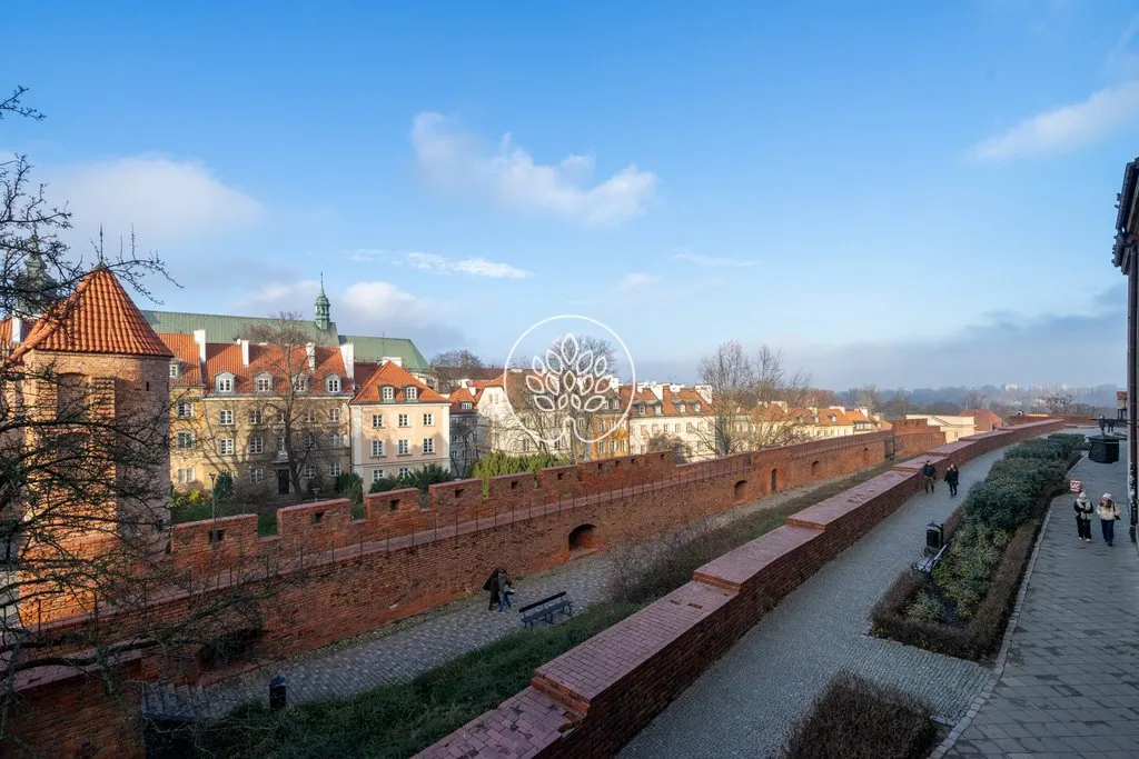 Perełka / Widok na Barbakan / Inwestycja