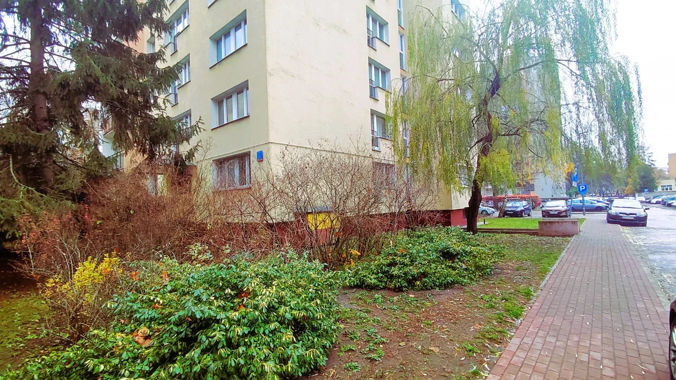 dwa osobne pokoje, duży balkon 